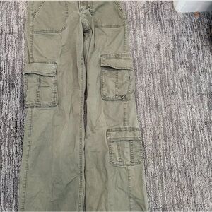 Hollister womans ultra high rise Green Cargo Pants